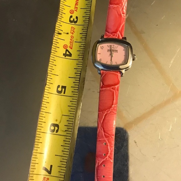 WORKING Joan Rivers CLASSICS Watch - Picture 5 of 6